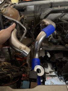 Budowa układu dolotowego Turbo Opel Frontera z silnikiem saab